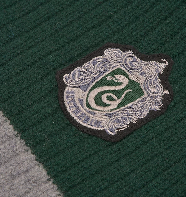 Warner Bros Slytherin Quidditch Knitted Adult Jumper 5 Warner Bros Slytherin Quidditch Knitted Adult Jumper - Image 3