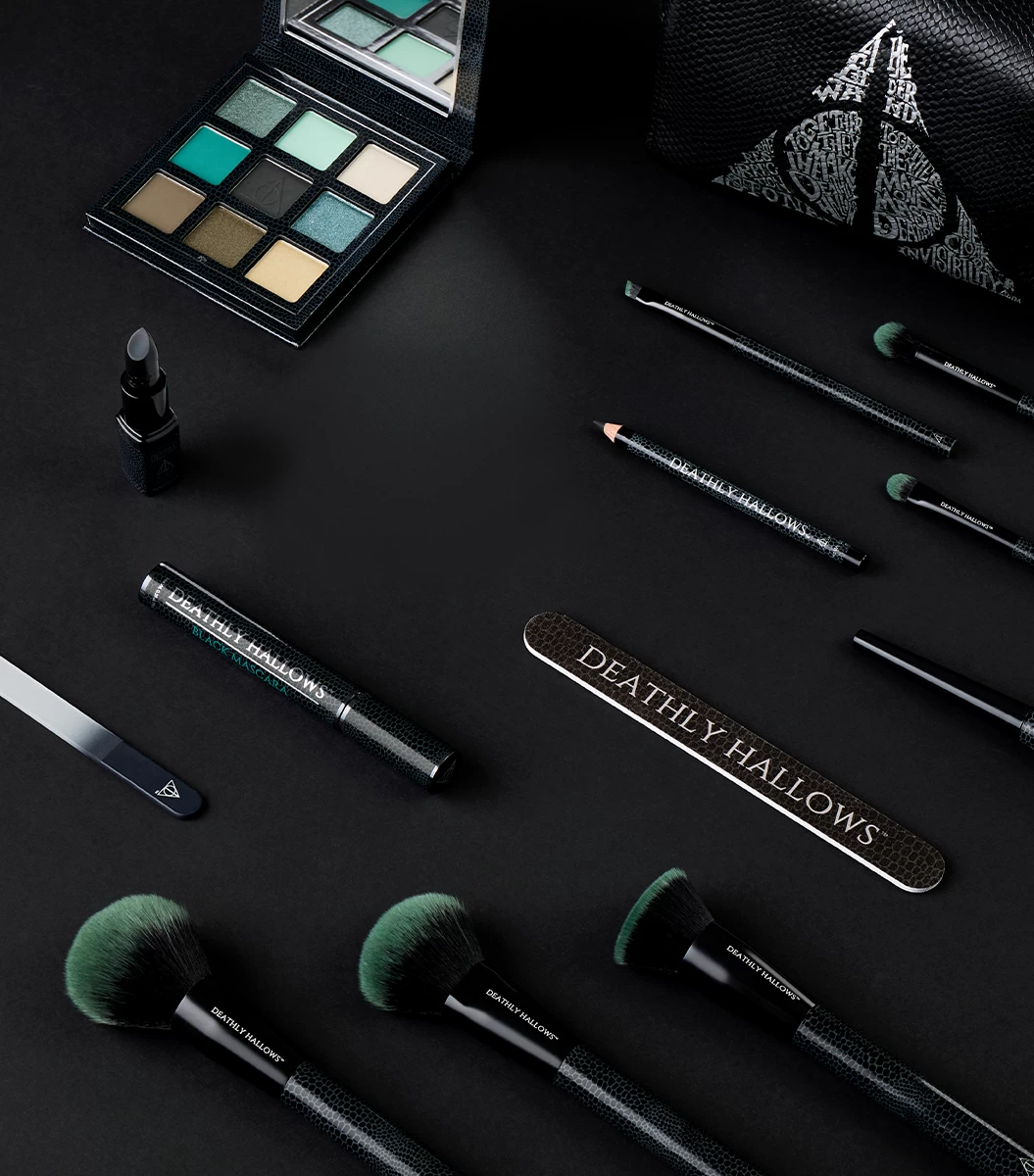 Warner Bros Deathly Hallows Cosmetics Bag Bundle 2 Warner Bros Deathly Hallows Cosmetics Bag Bundle