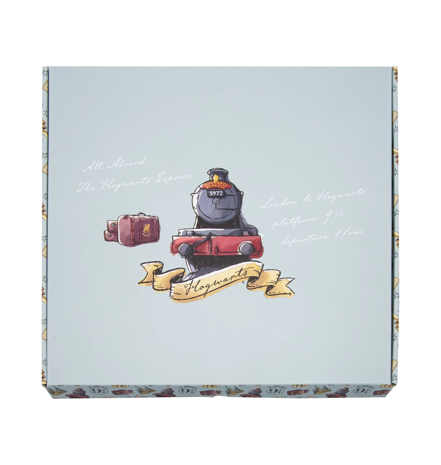 Warner Bros Hogwarts Express Cake Stand 4 Warner Bros Hogwarts Express Cake Stand - Image 2