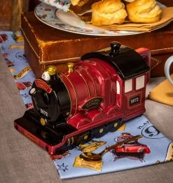 Warner Bros Hogwarts Express Teapot -Harry Potter Platform934 product HETeapot