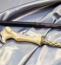 Warner Bros Lord Voldemort's Wand -Harry Potter Product Spells