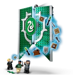 Warner Bros Slytherin House Banner LEGO -Harry Potter Slyth House Banner LEGO4