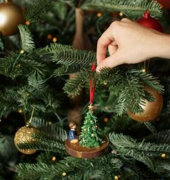 Warner Bros Harry Potter Christmas Ornament -Harry Potter XMAS23 Lifestyle HarryDecoration2