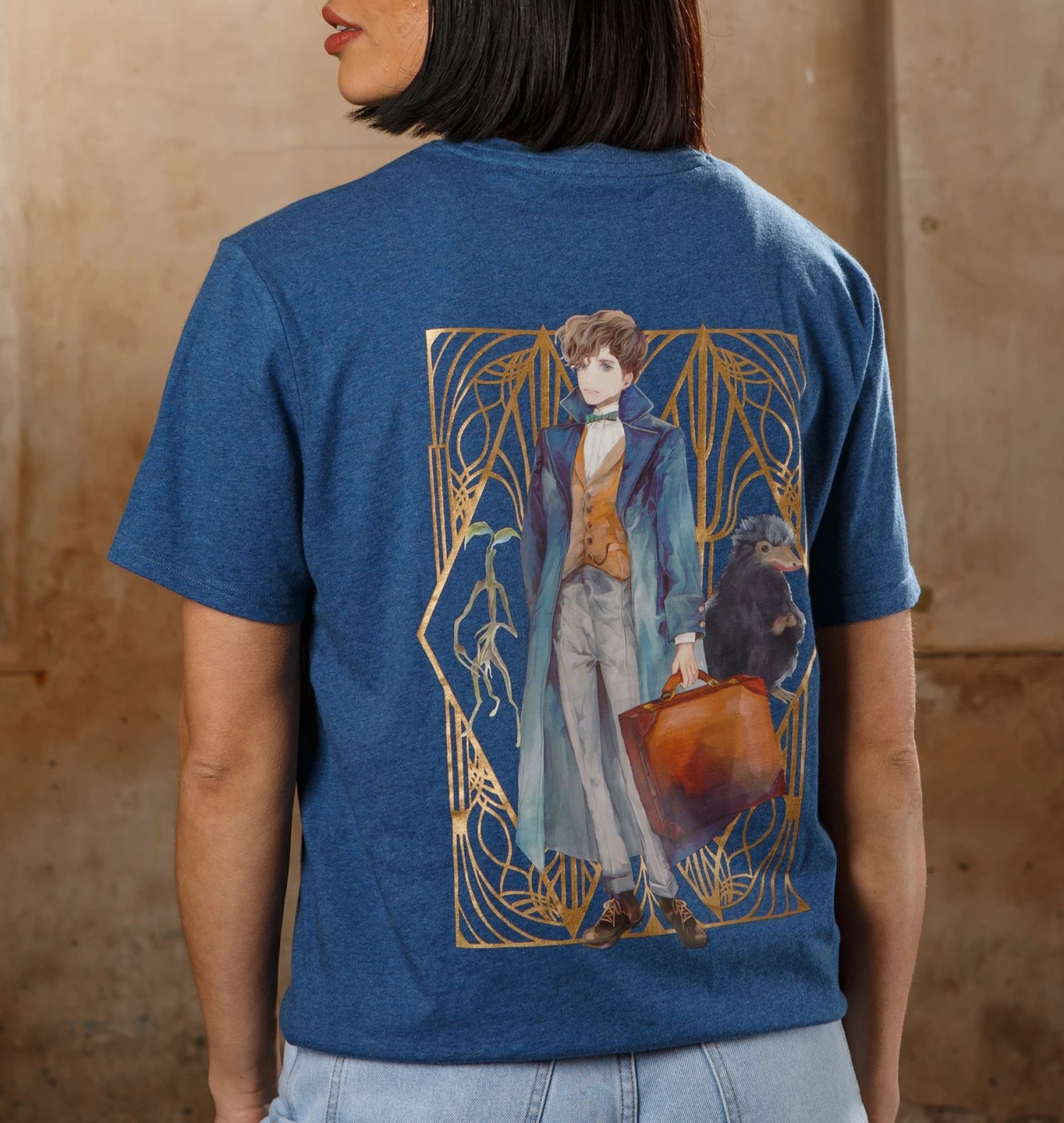 Warner Bros Yume Newt Scamander T-Shirt 5 Warner Bros Yume Newt Scamander T-Shirt - Image 3